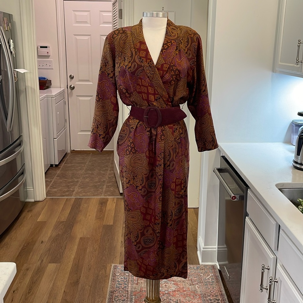 Elegant Paisley Silk Wrap Dress